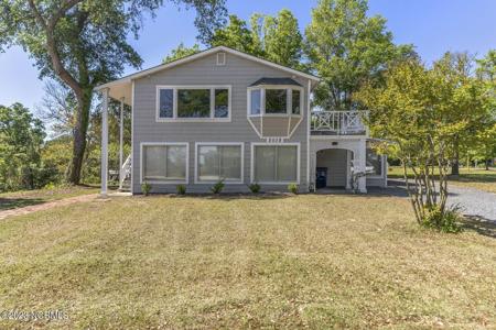 1910 Sneeden Drive