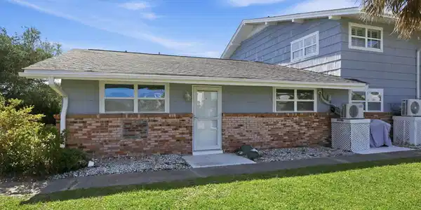109 Cedar Lane Unit 9