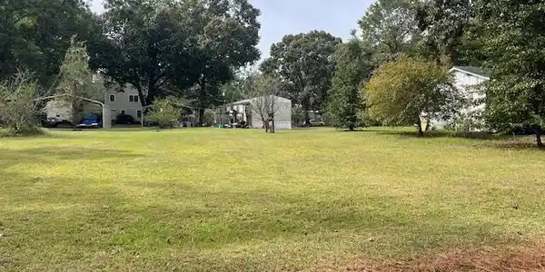 18 & 19 King Blount Drive
