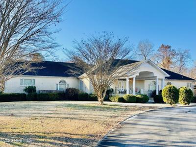 152 Shady Oak Drive