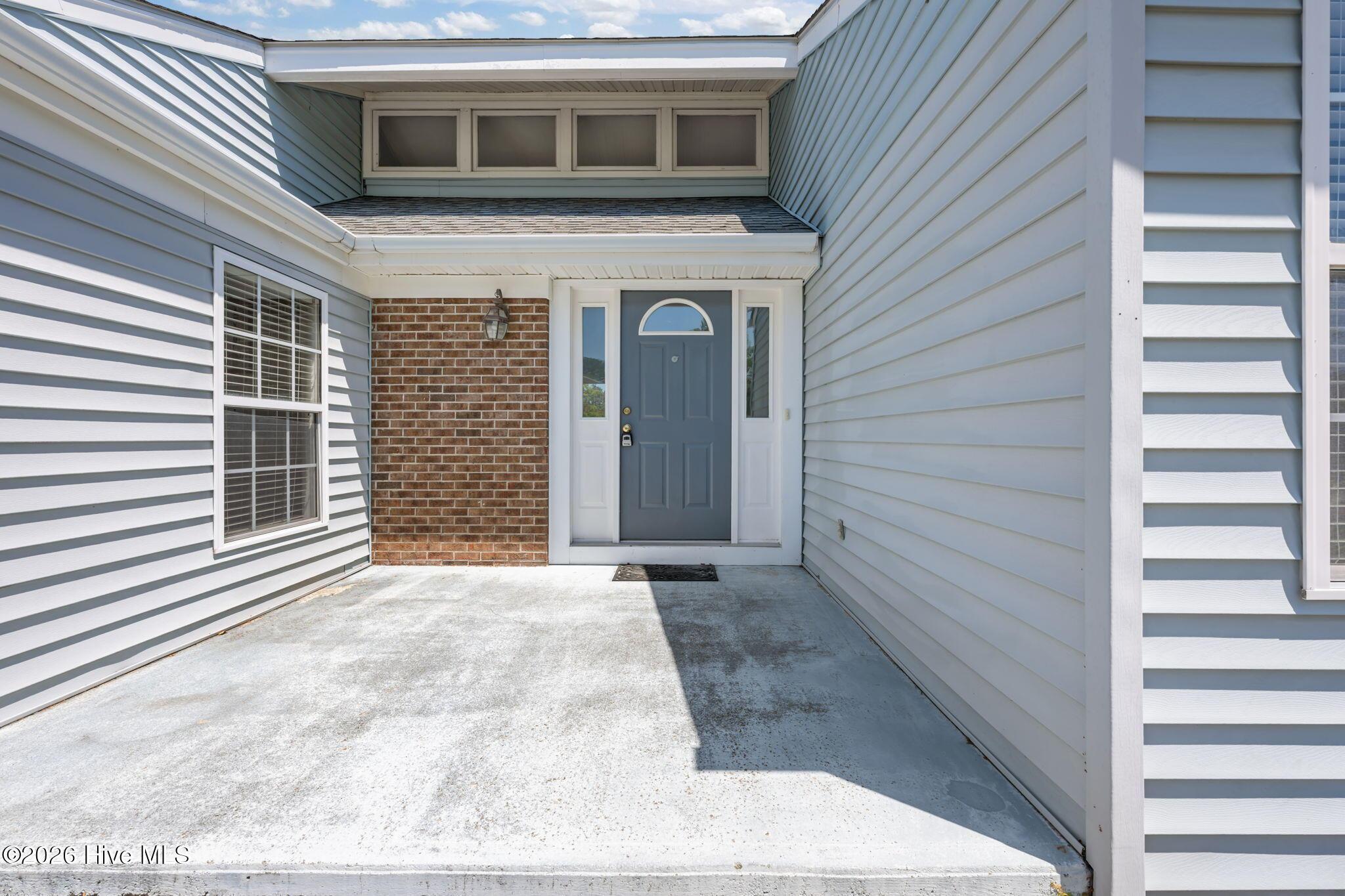 Image 3: 46-web-or-mls-DSC_2321