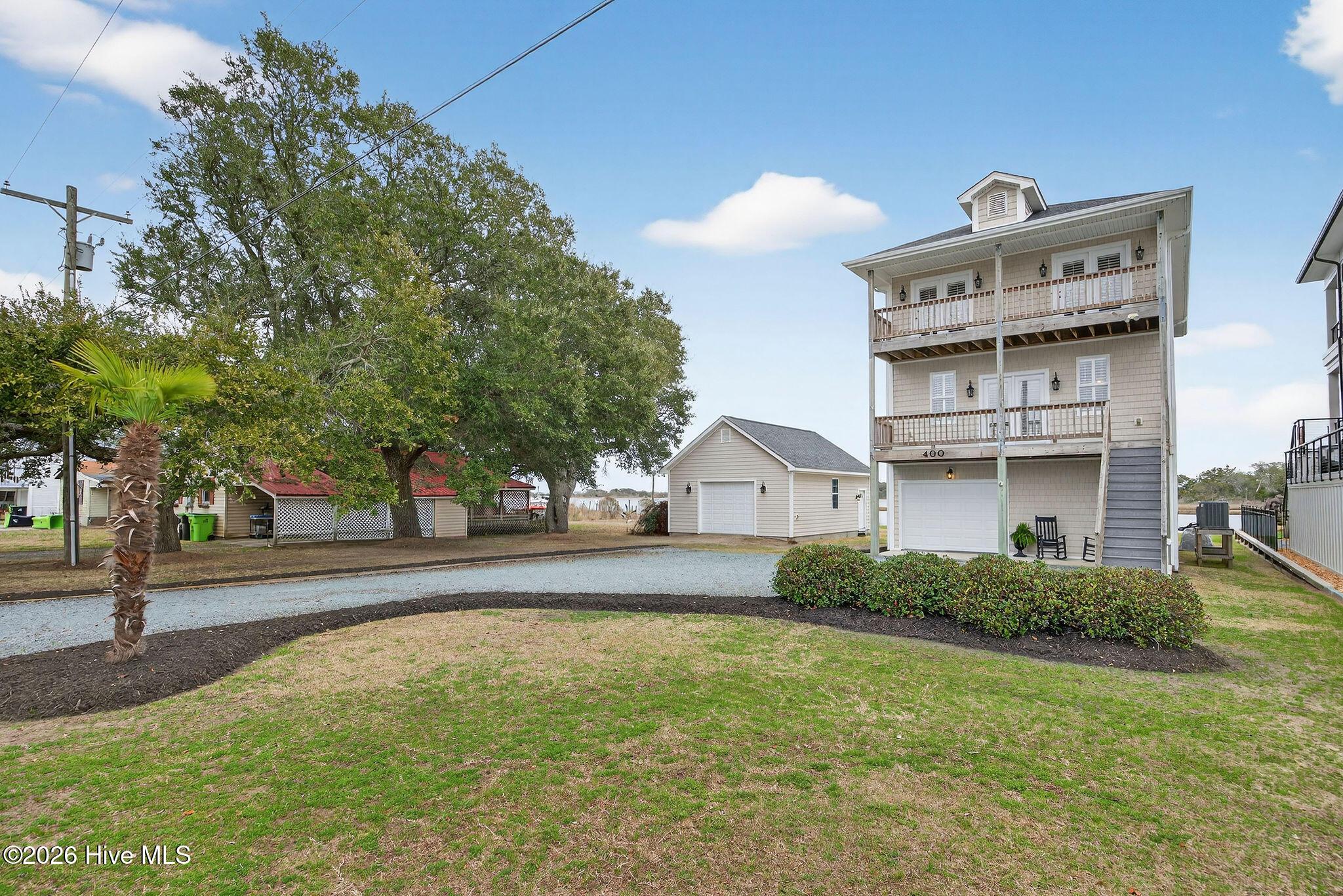 Image 4: 400 Atkinson Point Rd.