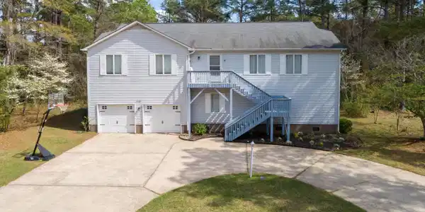 1121 Barkentine Drive