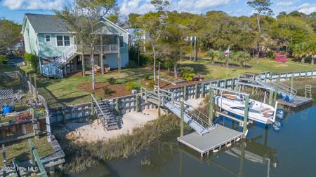 107 SW 25th Street