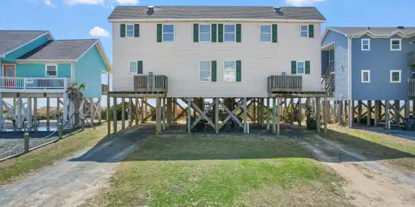 140 Ocean Boulevard E
