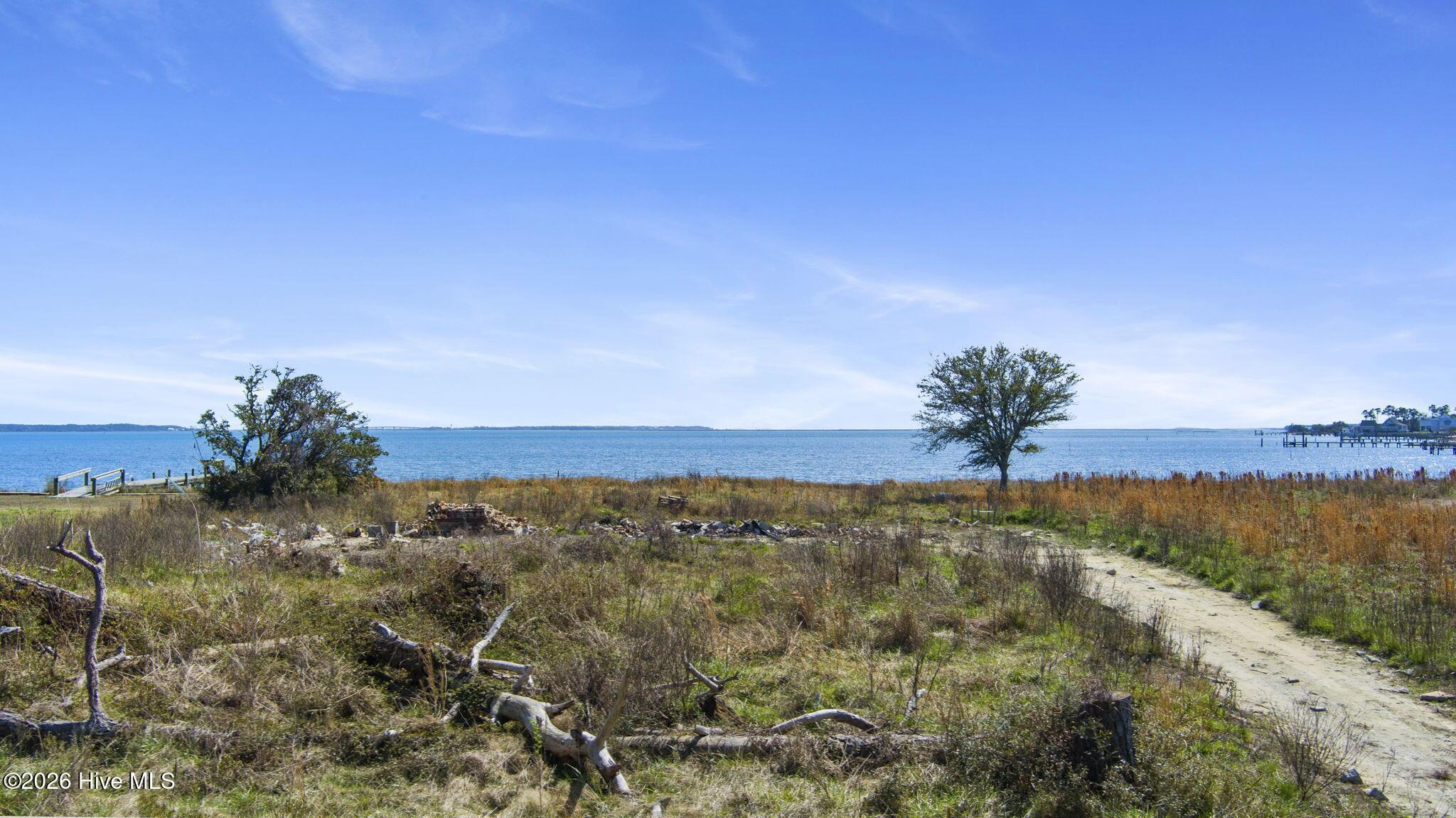 Image 2: 1-web-or-mls-608BronnaSt-3-9-26-002