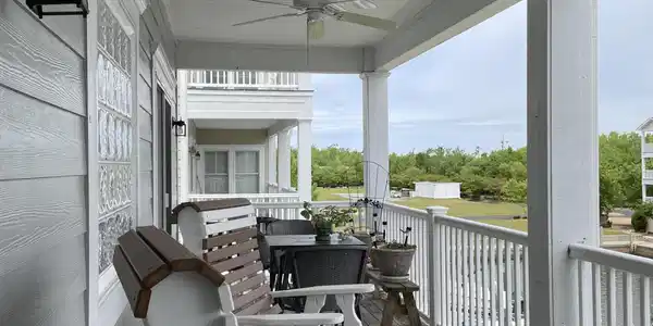 Image 3: condo 13