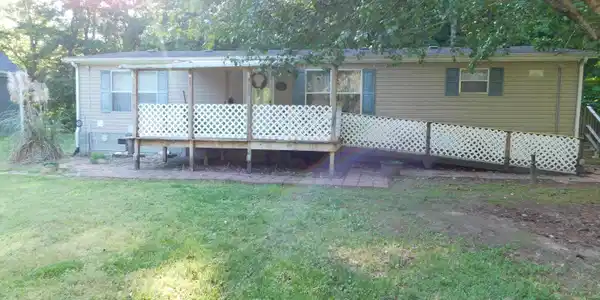 141 W Island Trail