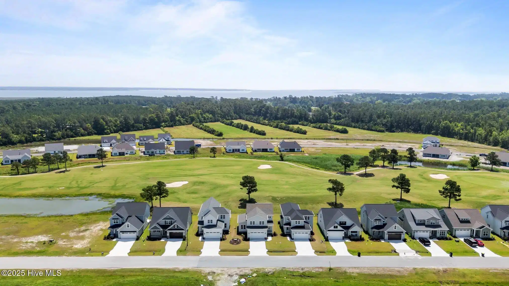 Image 1: 49-web-or-mls-DJI_20250521115524_0034_D