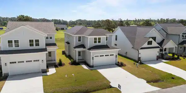 Image 4: 3-web-or-mls-DJI_20250521115334_0025_D
