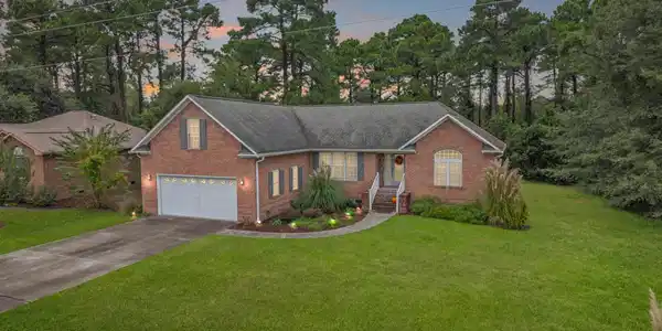 815 Pelican Drive