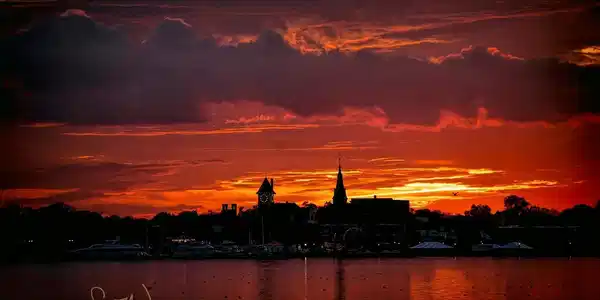 Image 2: Amazing Sunset Views