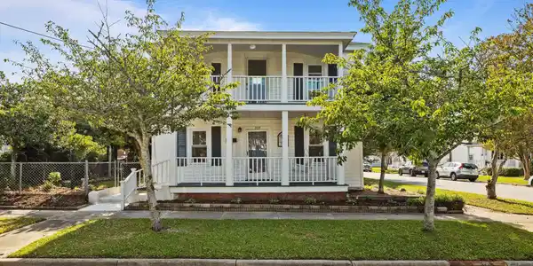 209 N 8th Street