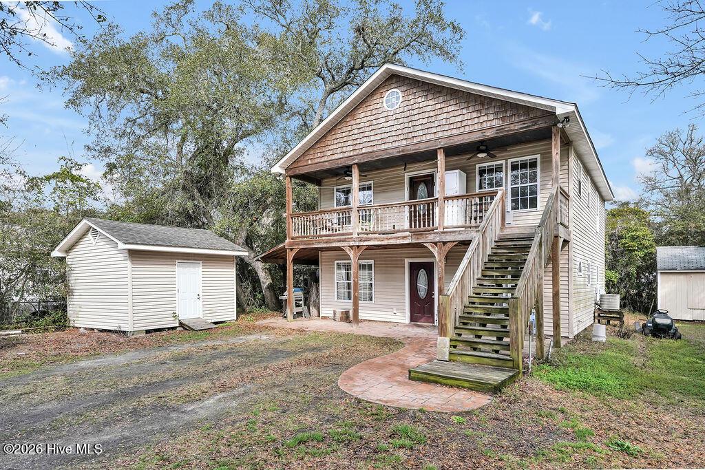 Image 3: 542BrunswickStreeSE-2