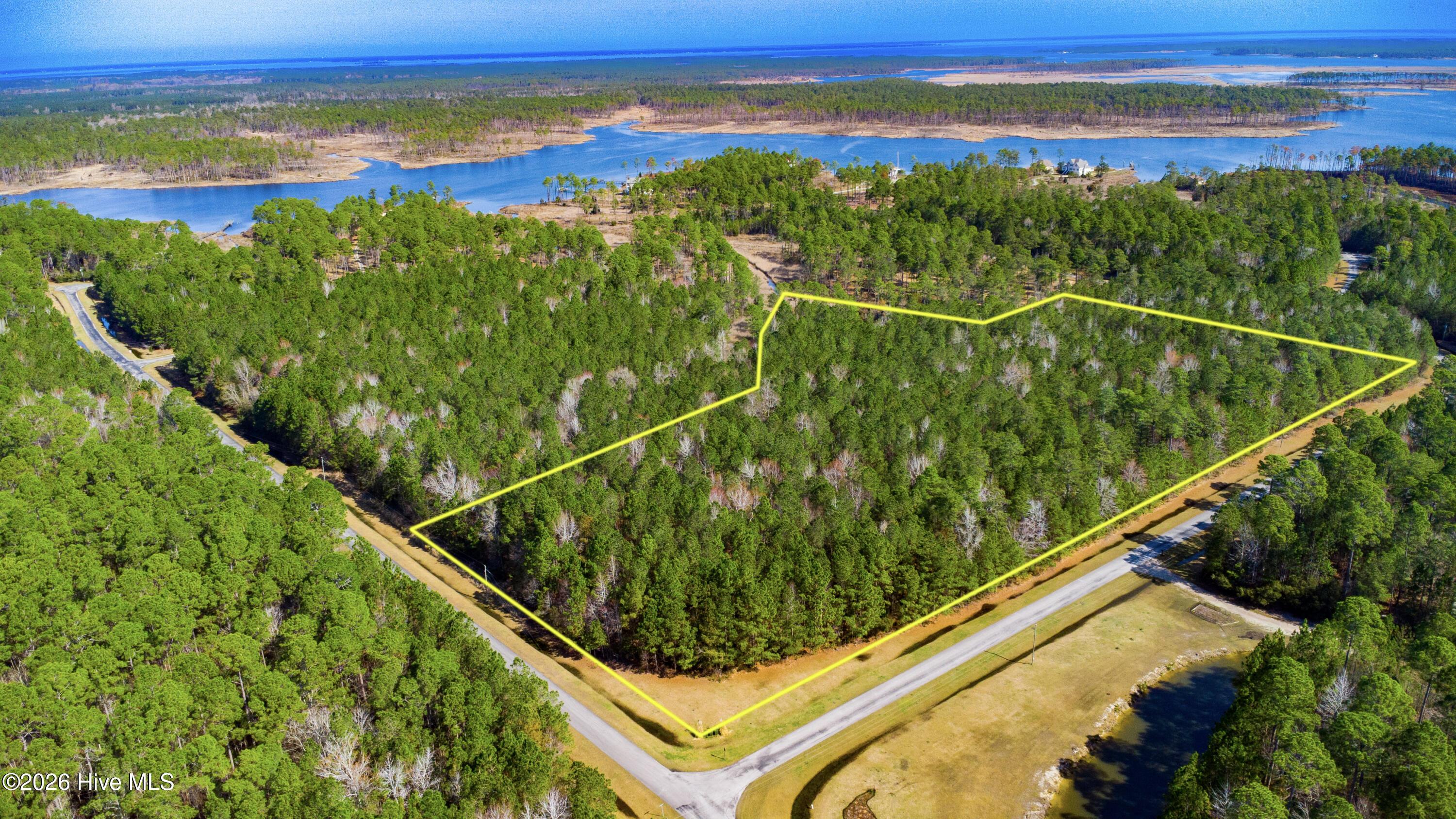 Image 1: 15 Paradox Point Drive, Aurora, NC 27806