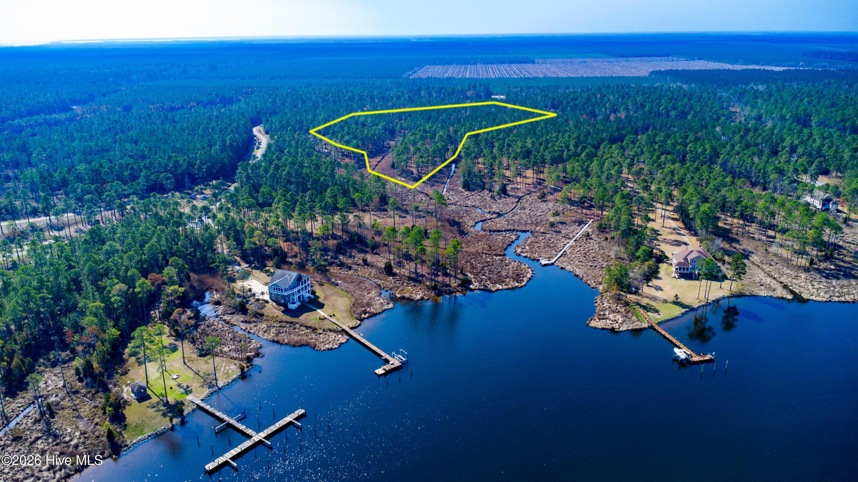 Image 2: 15 Paradox Point Drive, Aurora, NC 27806