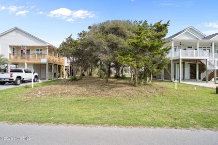 2606 E Dolphin Drive