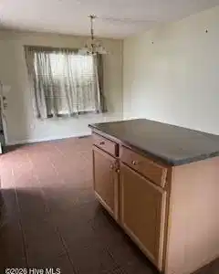 Image 3: dining area off kitchen