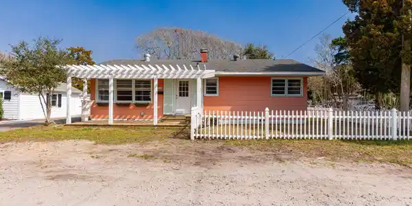 106 Belle Air Street