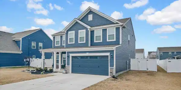 Image 2: 02_B_Woods_Media__214_Garland_St2_mls
