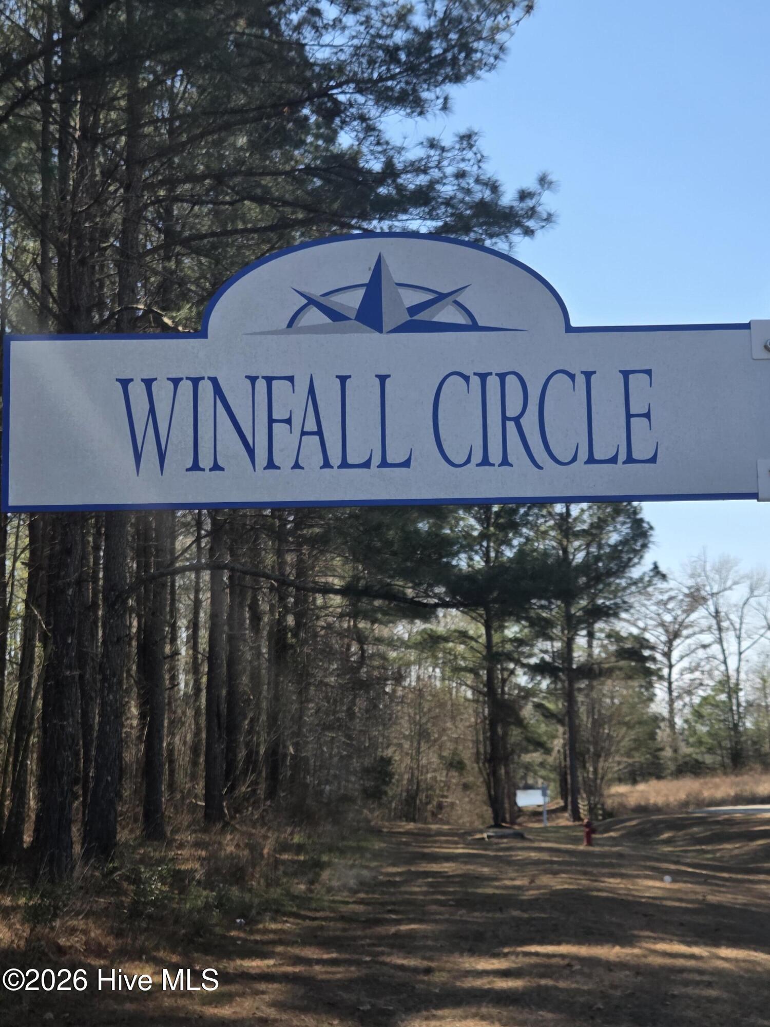 Image 3: 232 Winfall