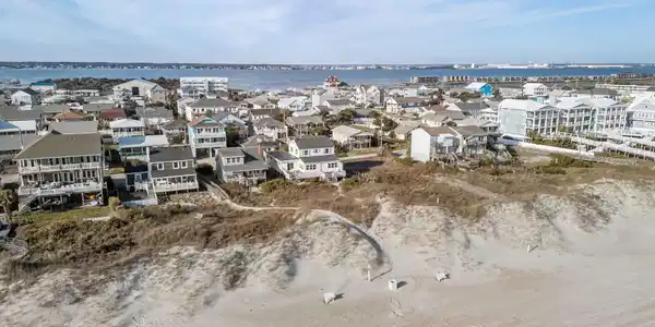Image 2: Oceanfront