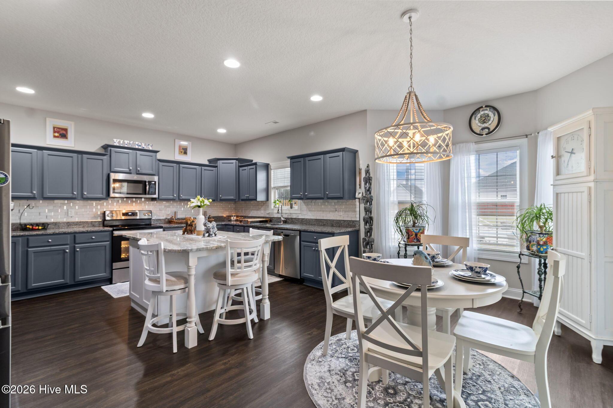 Image 4: 31-web-or-mls-215 Knightheads Dr. 81