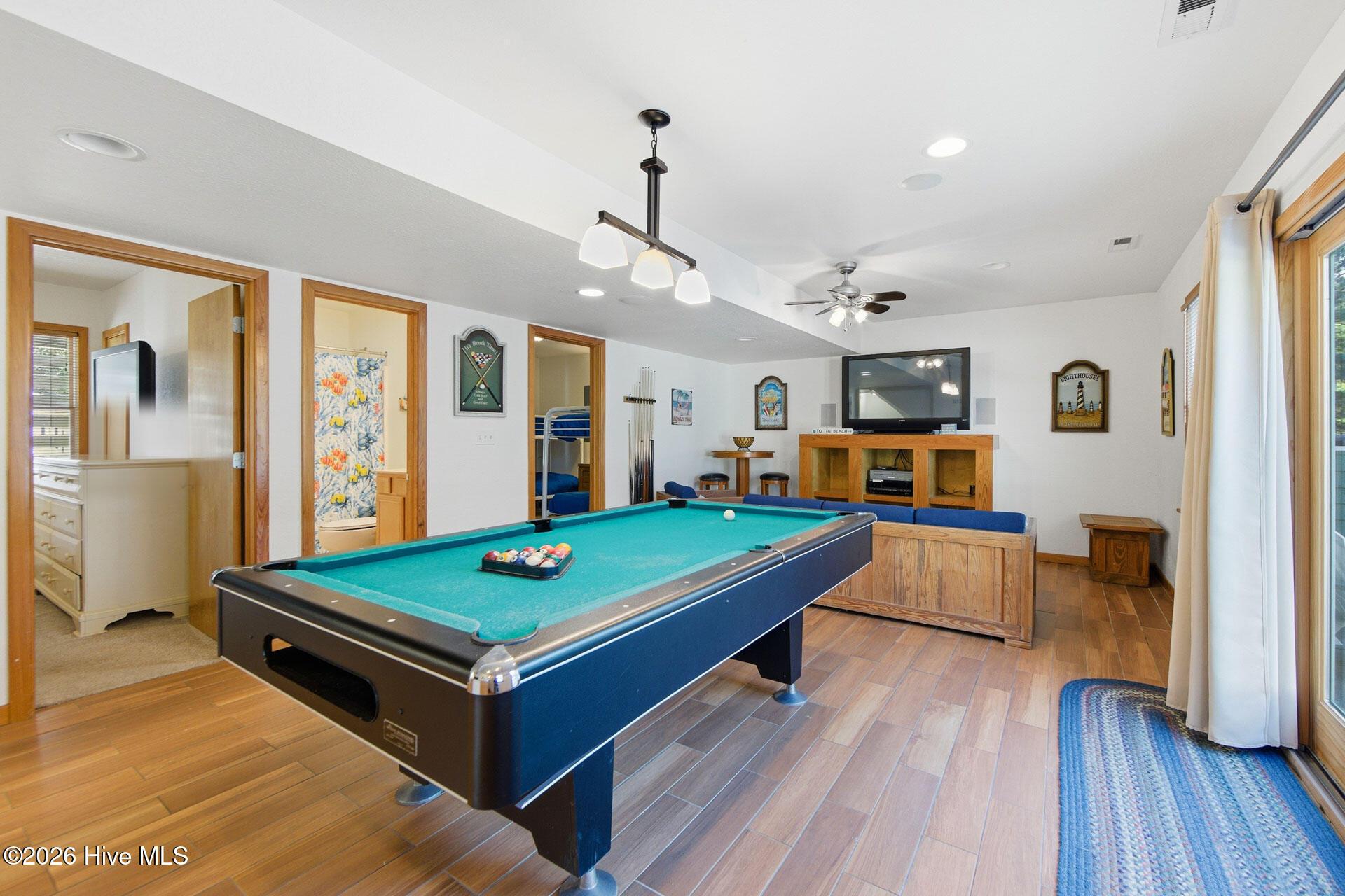 Image 2: 05-767 Gulfstream Ct - Rec Room-1