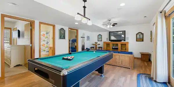 Image 2: 05-767 Gulfstream Ct - Rec Room-1