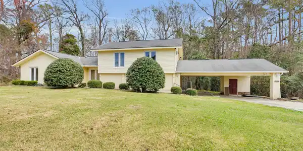 224 E Palmer Drive