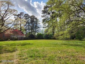 1009 Rivershore Road