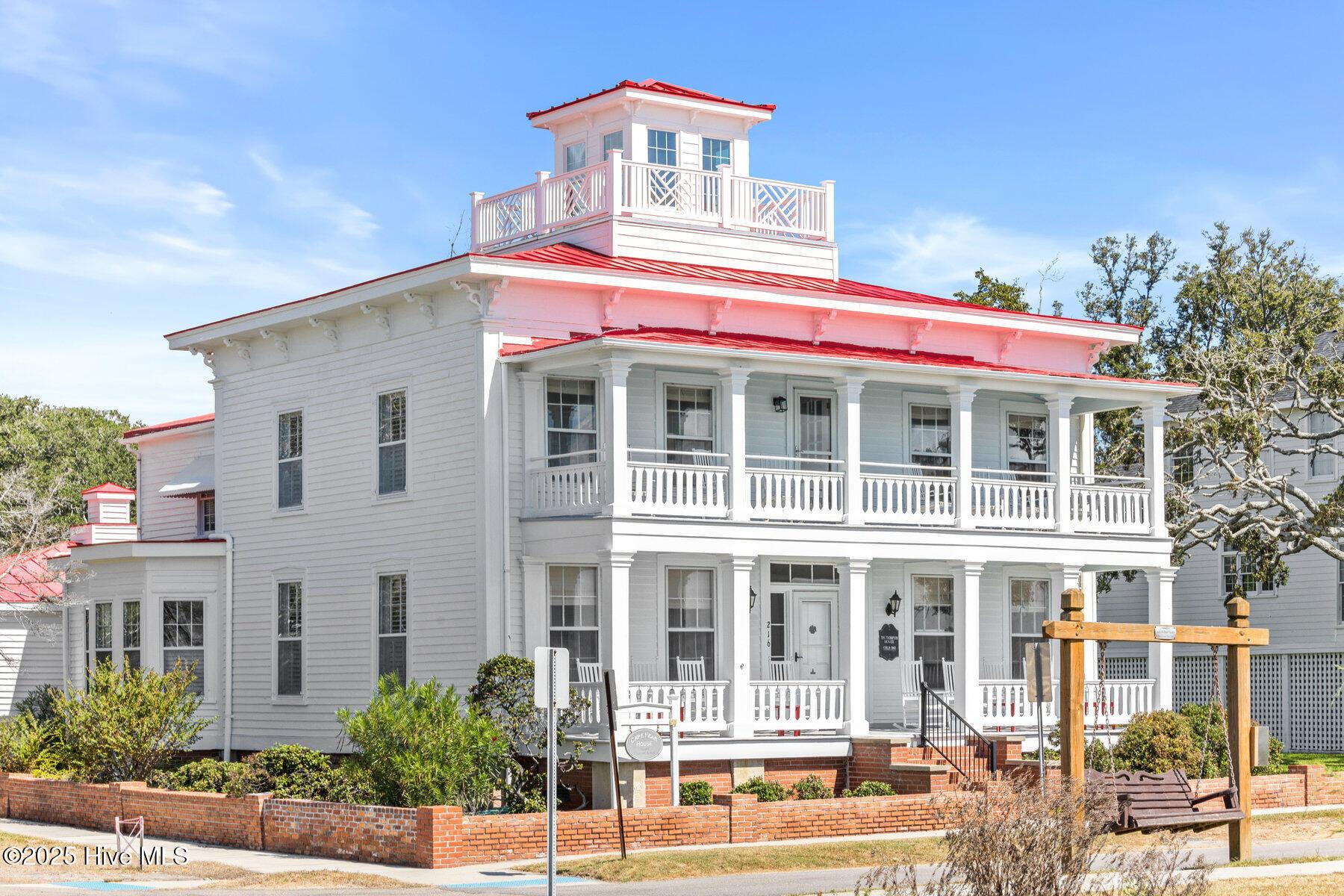 Image 4: 003_216_west_bay_street_-03_987