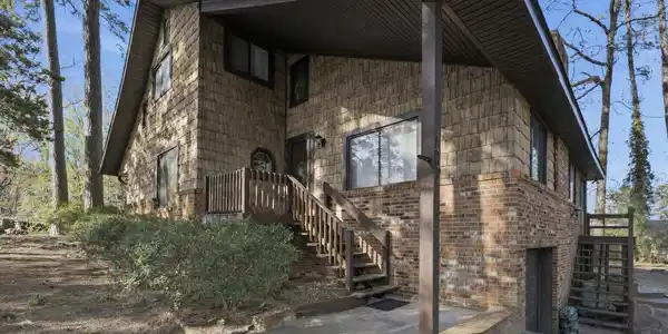 102 Dogwood Drive