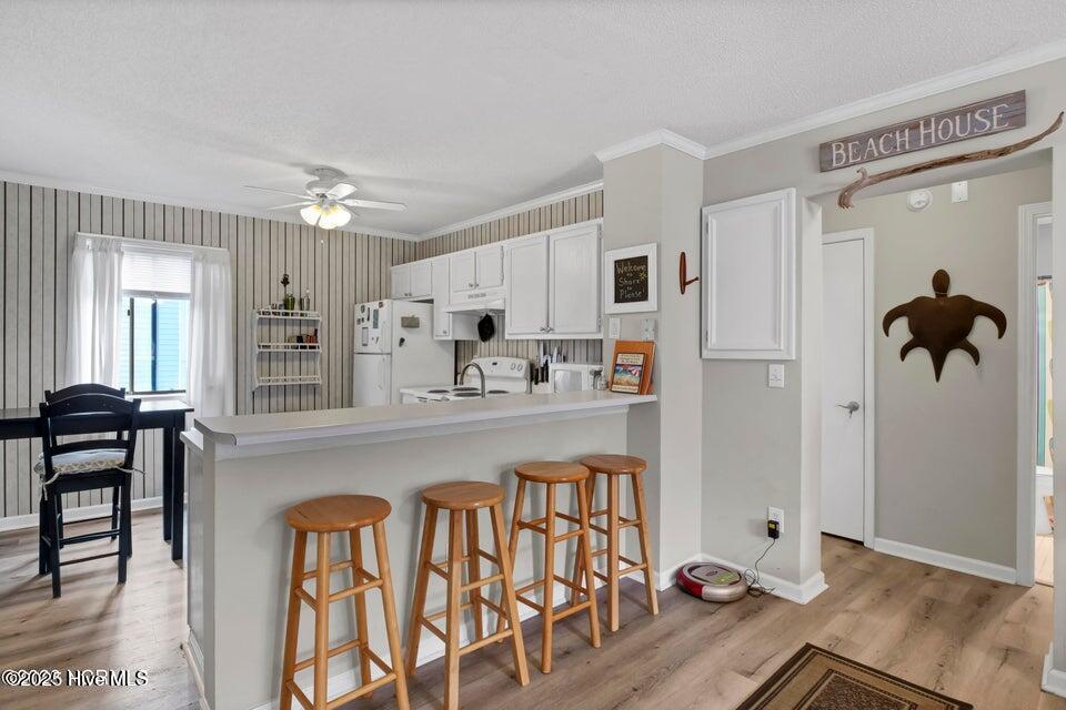 Image 2: 2