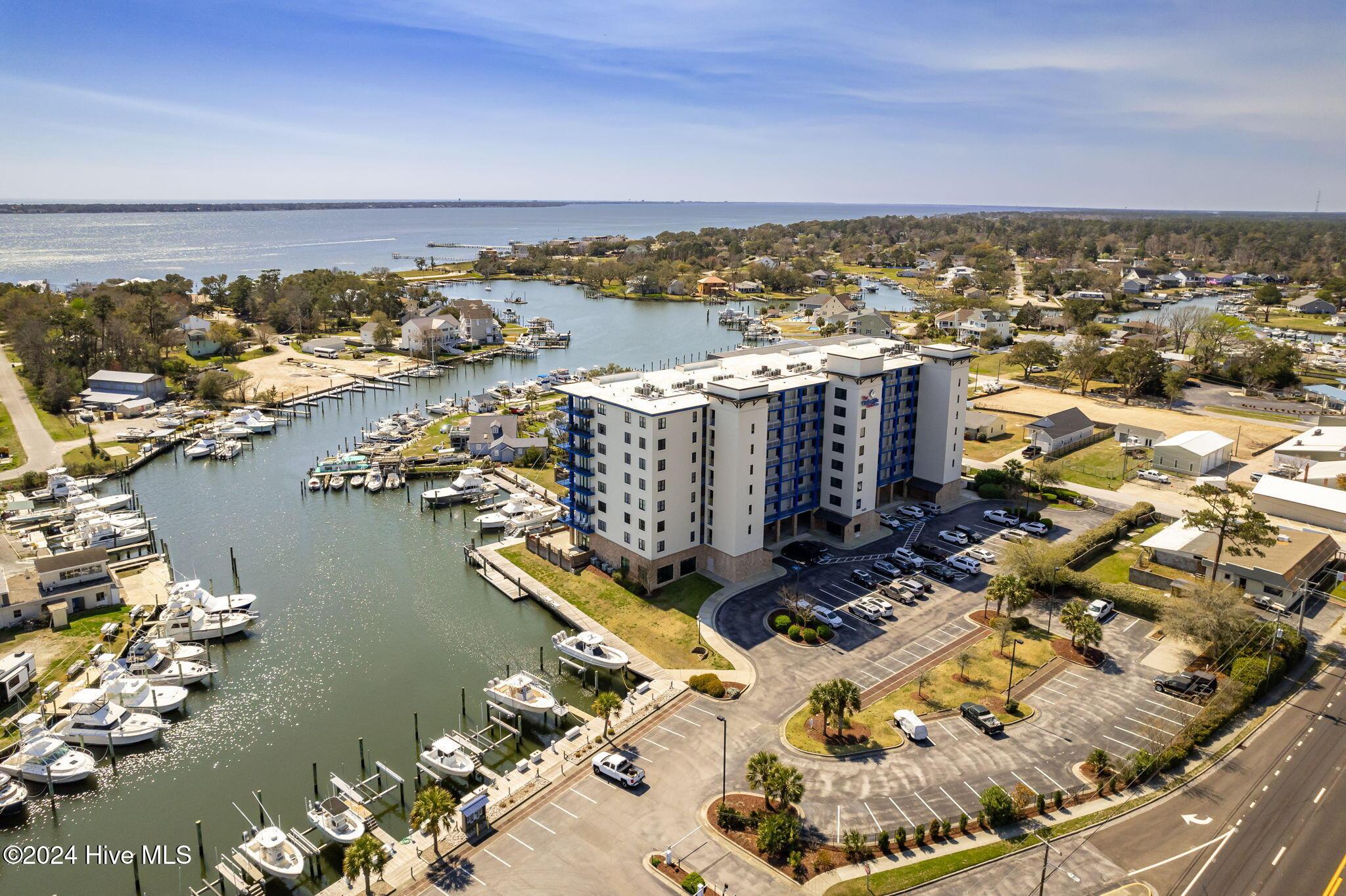 Image 2: Harborside Club unit 303