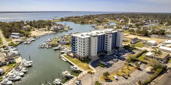 Image 2: Harborside Club unit 303