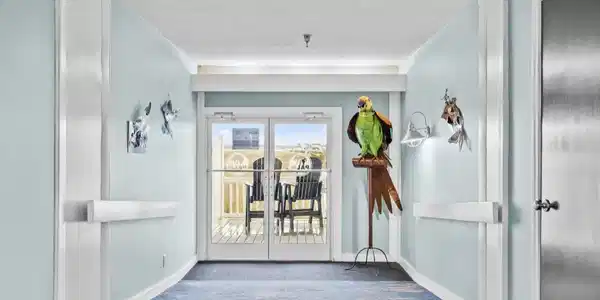Image 3: Entrance
