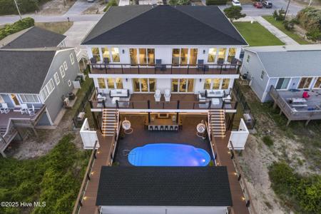 8703 Ocean View Drive