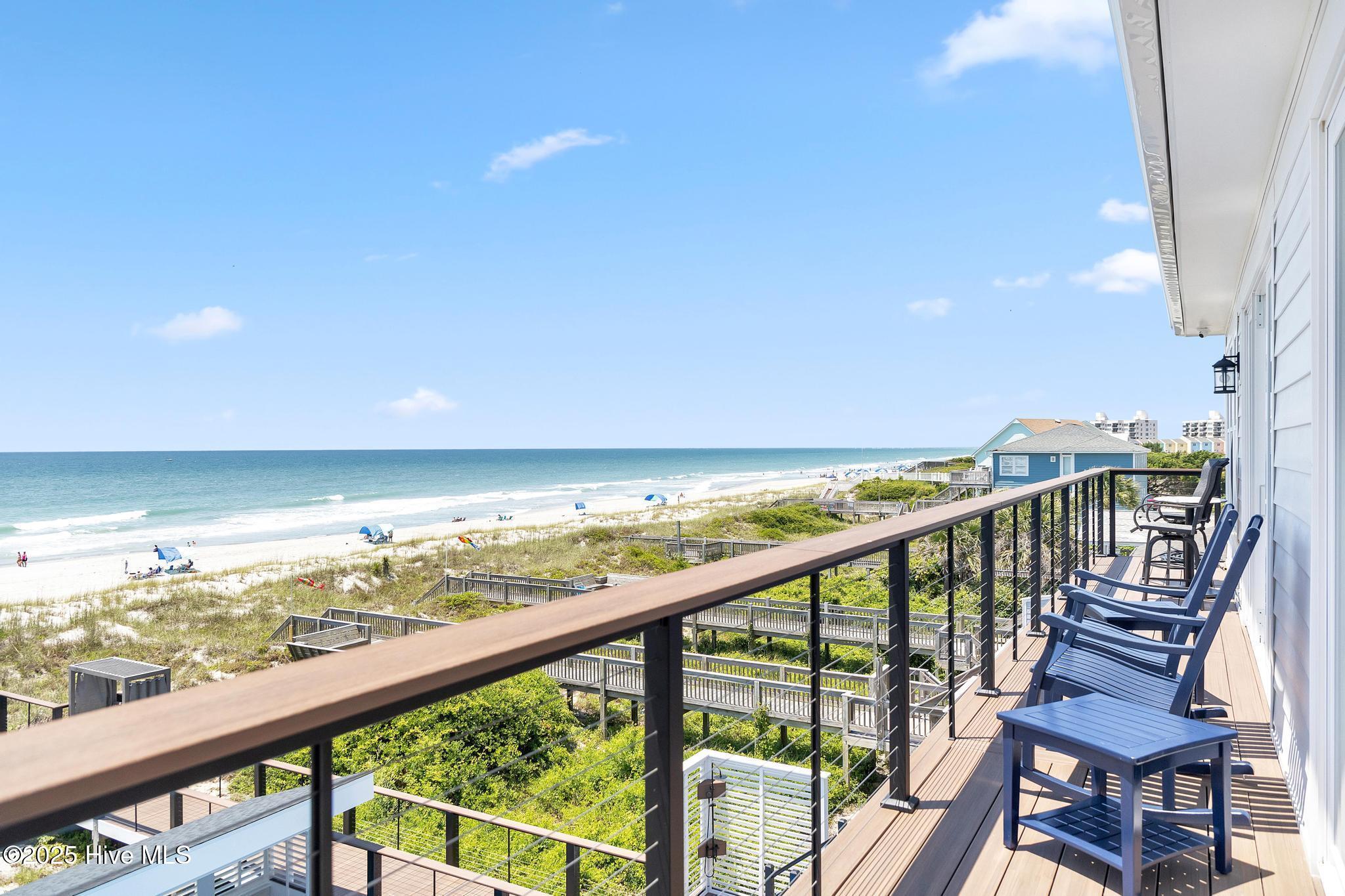 Image 3: Balcony Ocean Views