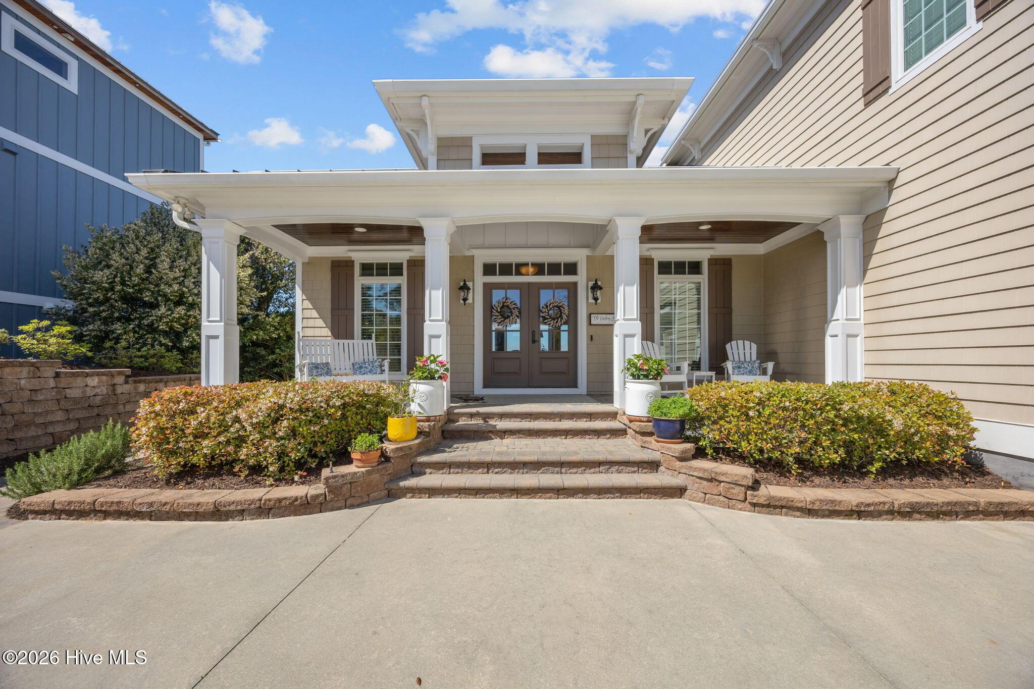 Image 3: Front Exterior