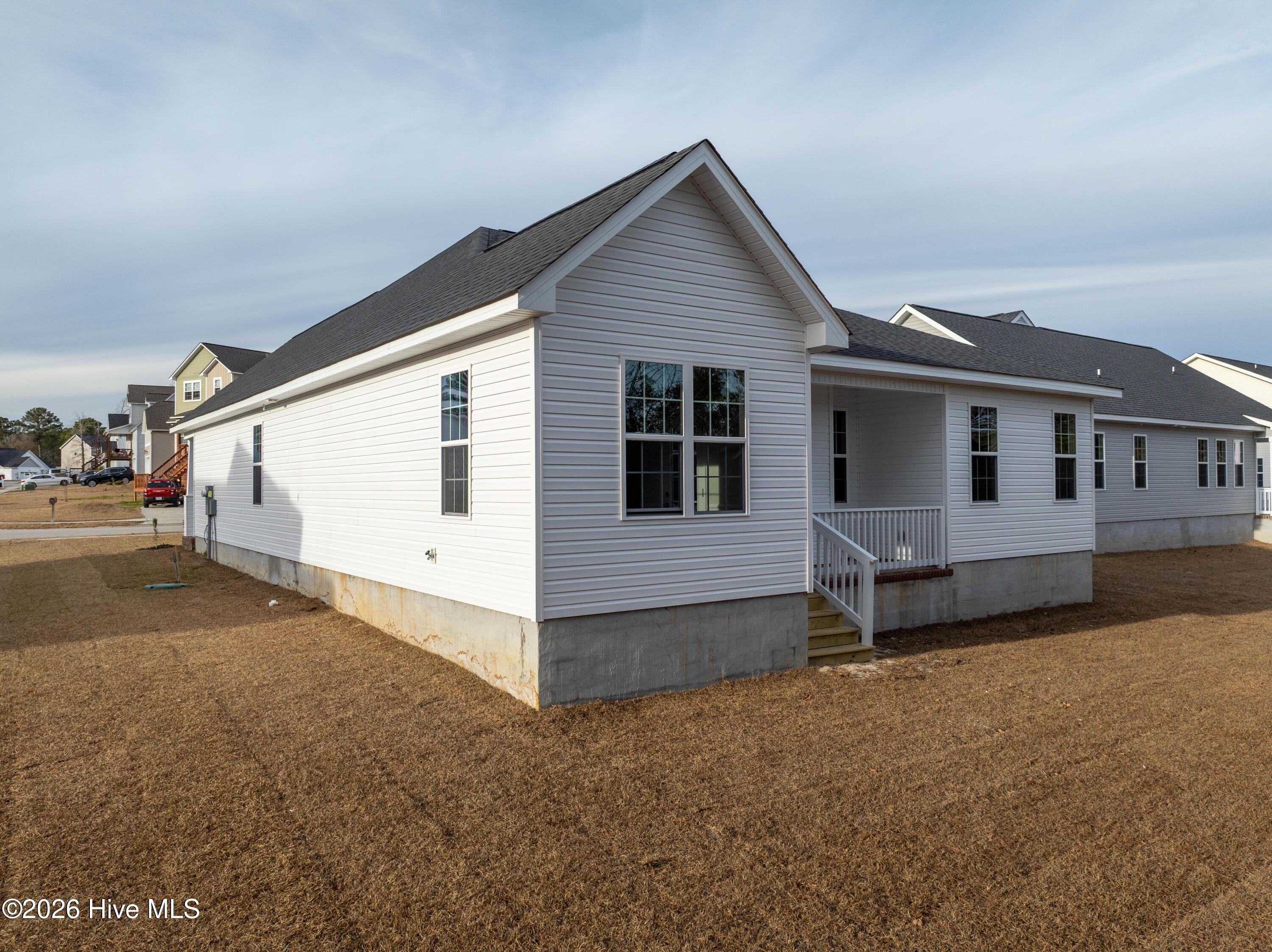 Image 4: Jasmine Ln - Exteriors - Edited_1