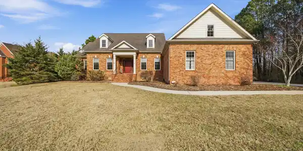 120 Lincoln Place