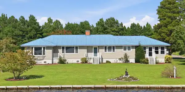 835 Foreman Lane