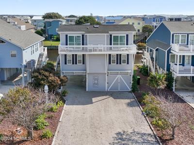 415 Sailfish Street