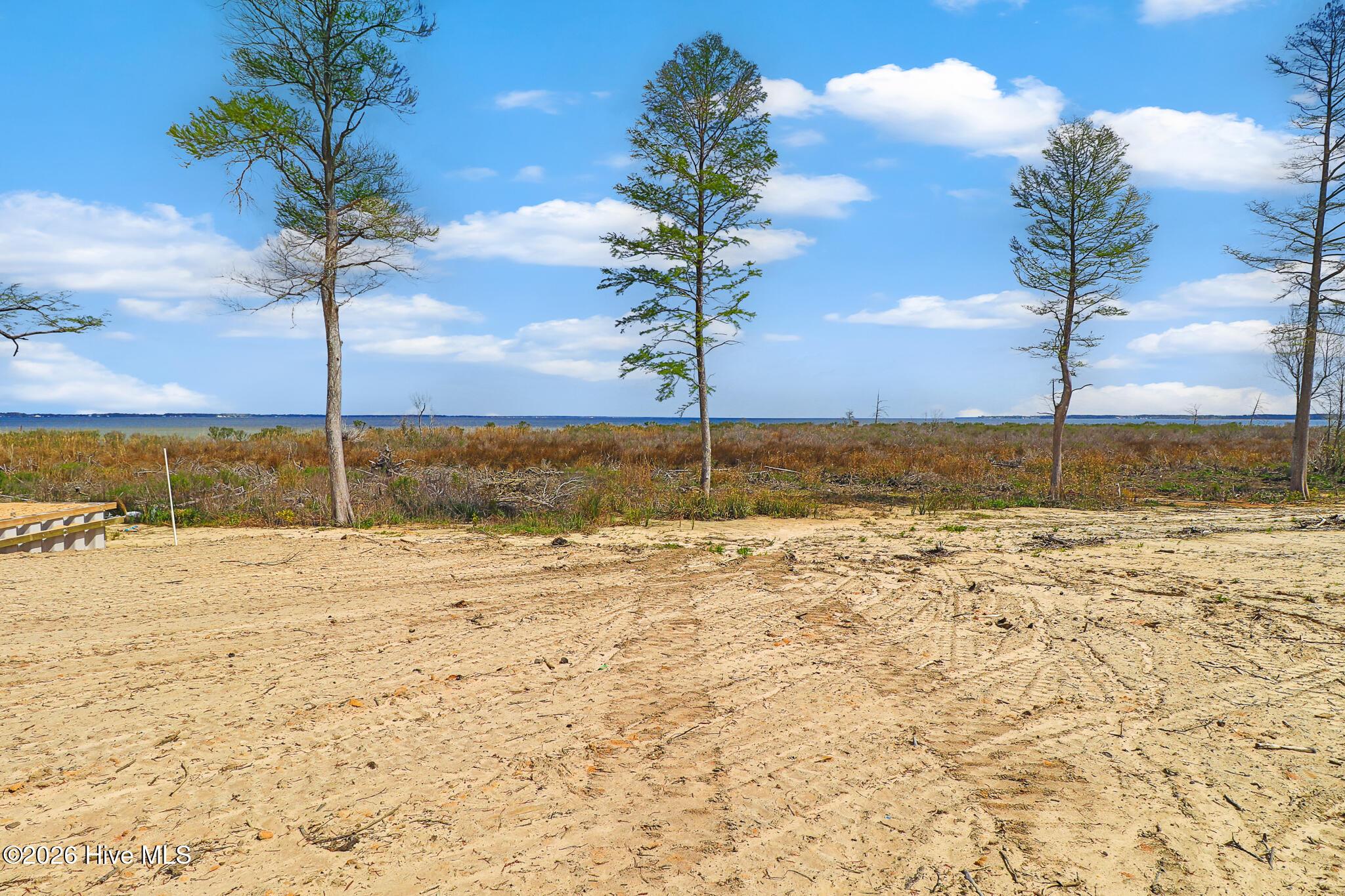Image 3: Waterfront Lot in Neuse Point East-5