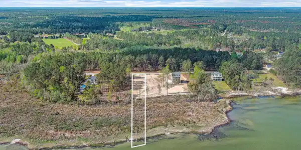 Image 2: Waterfront Lot in Neuse Point East-21