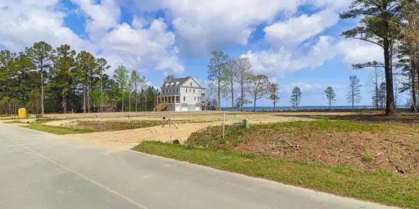 Image 3: Waterfront Lot in Neuse Point East-19