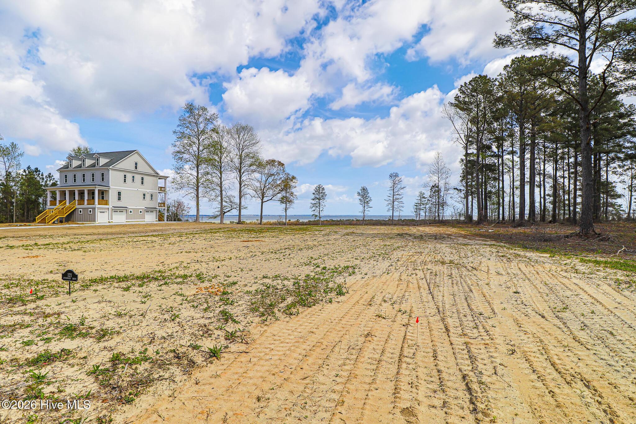 Image 4: Waterfront Lot in Neuse Point East-16