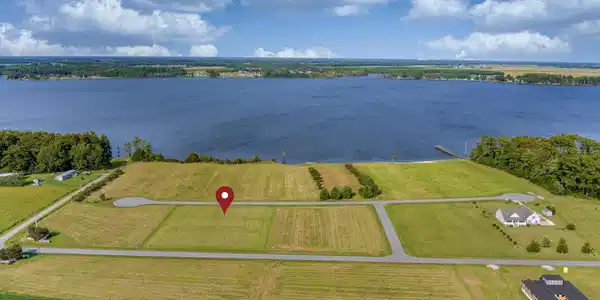 Image 2: lot3