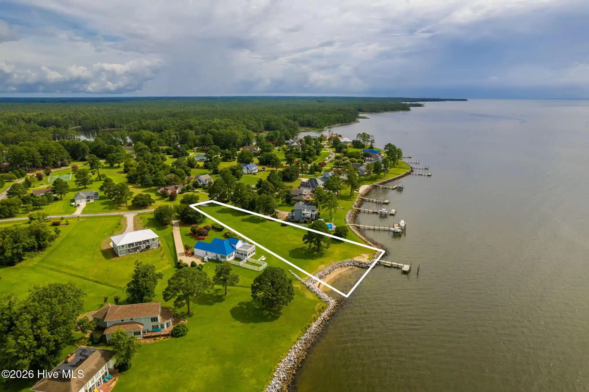 Image 1: 22-web-or-mls-cchadwick-visuals-6024-dol
